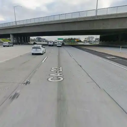 [09-28-2026] Orange County, CA – At Least One Injured in Two-Vehicle Crash on I-405 in Seal Beach