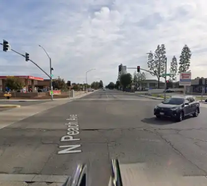 [10-04-2026] Fresno County, CA – SUV Driver Flees After Crash With Semi-Truck on Olive and Peach Ave.