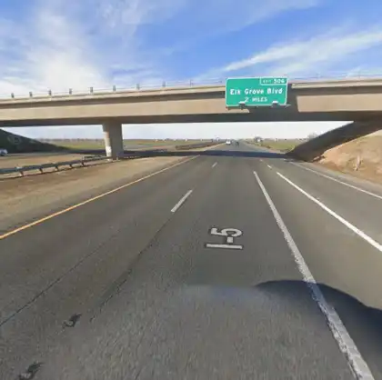 [10-04-2026] Sacramento County, CA – Wrong-Way Driver Killed, Another Injured in Crash Near Hood Franklin Rd.