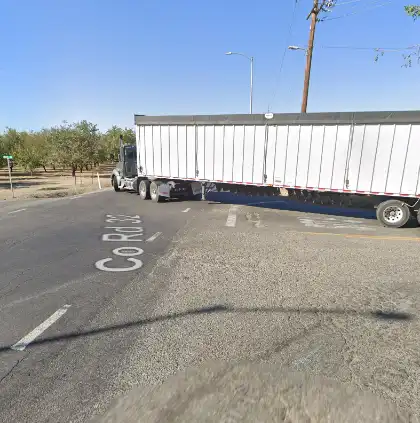 [10-21-2026] Glenn County, CA – Semi-Truck and SUV Crash Briefly Blocks Highway 45 in Glenn